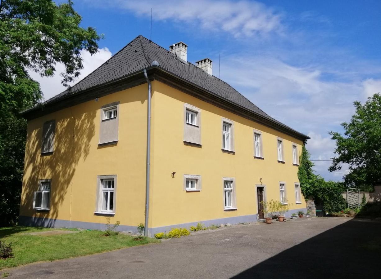 Apartman Fara Vcelakov Dış mekan fotoğraf